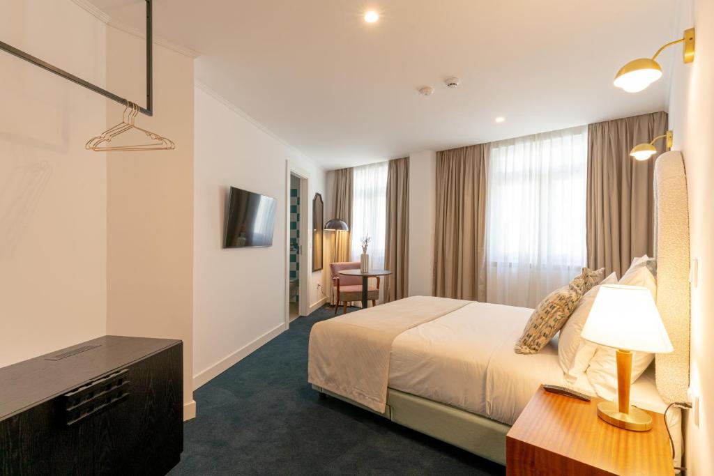 Westlight Lisboa Madalena - Resim 17