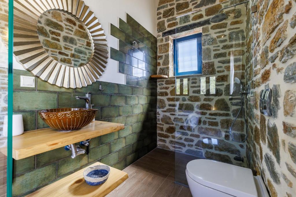 A bathroom at RODON Luxury Villas