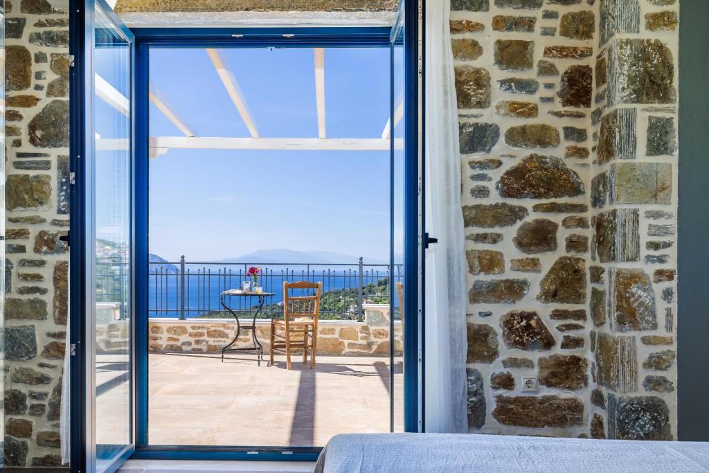 A general sea view or a sea view taken from A villát