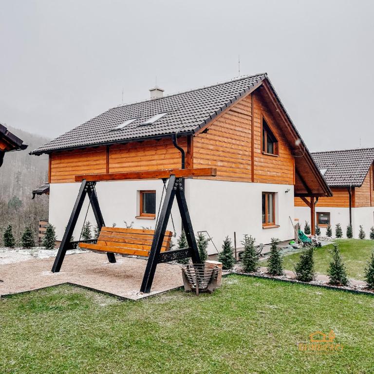Budova, kde se prázdninový dům nachází