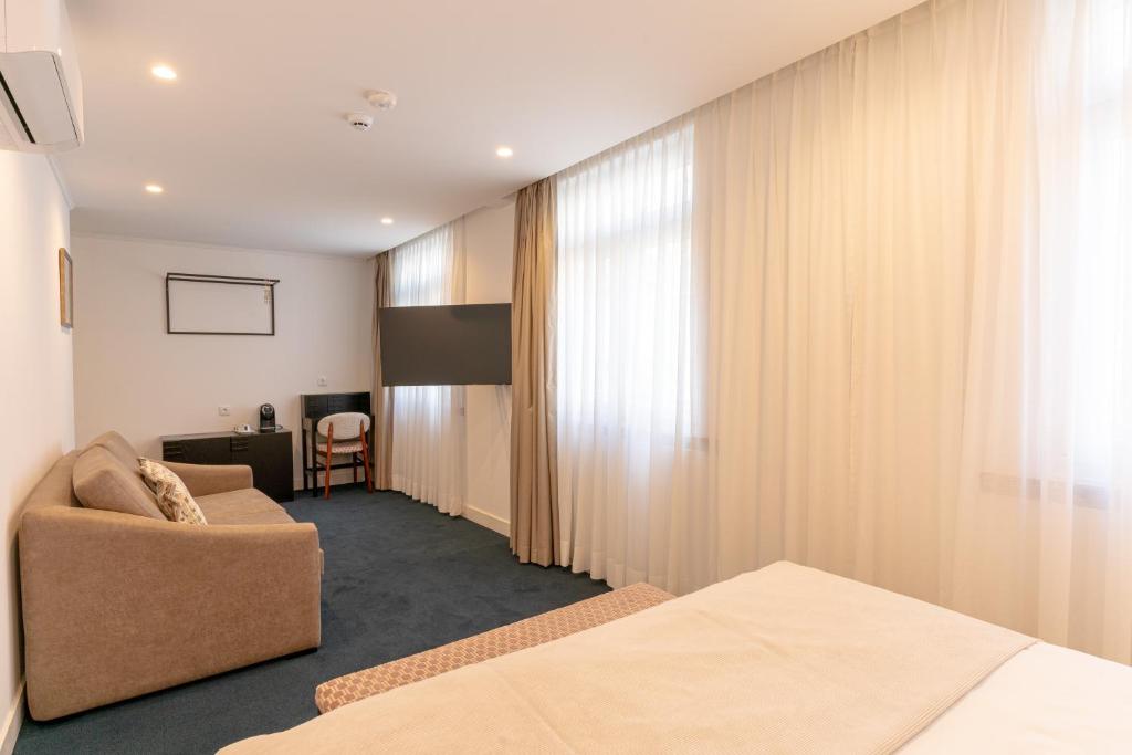 Westlight Lisboa Madalena - Resim 26