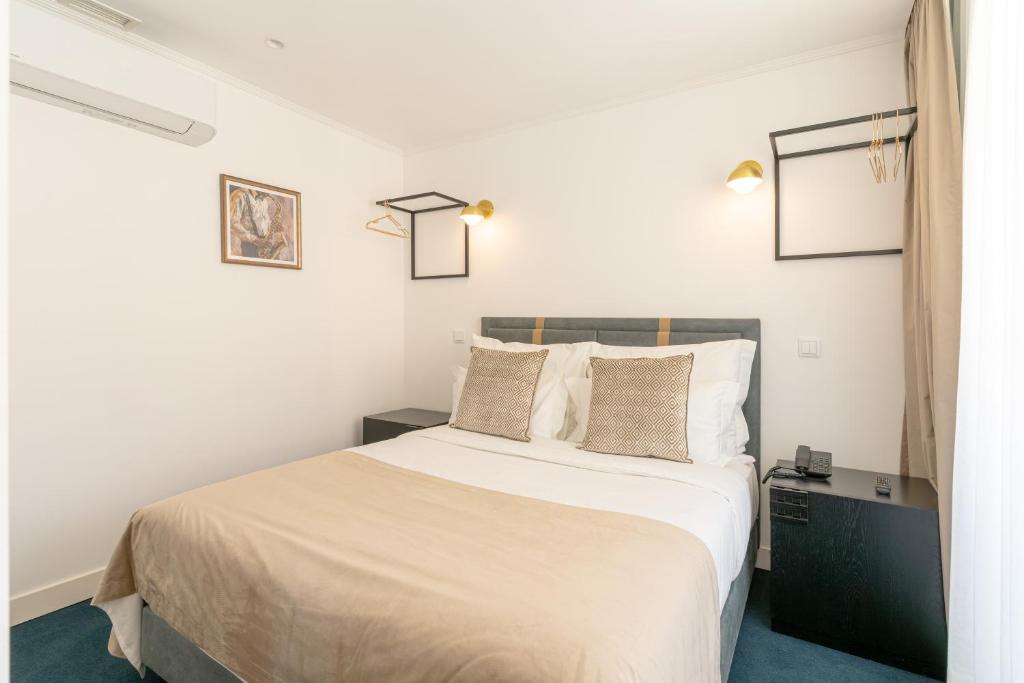 Westlight Lisboa Madalena - Resim 9