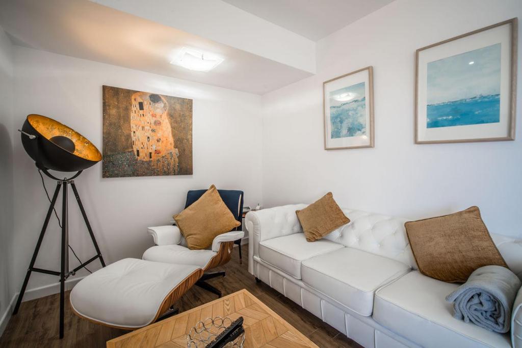 Posedenie v ubytovaní Beachfront Fuengirola Dreamin
