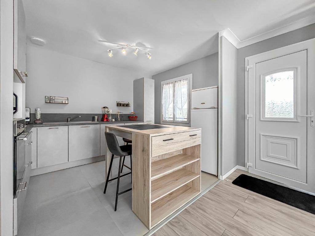 Cucina o angolo cottura di Escapade à Lodève la Paisible