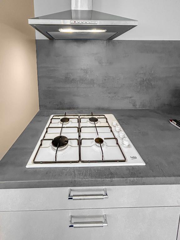 Cucina o angolo cottura di Escapade à Lodève la Paisible
