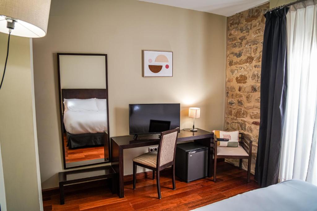 Hotel Baeza Monumental by eme hoteles - 4