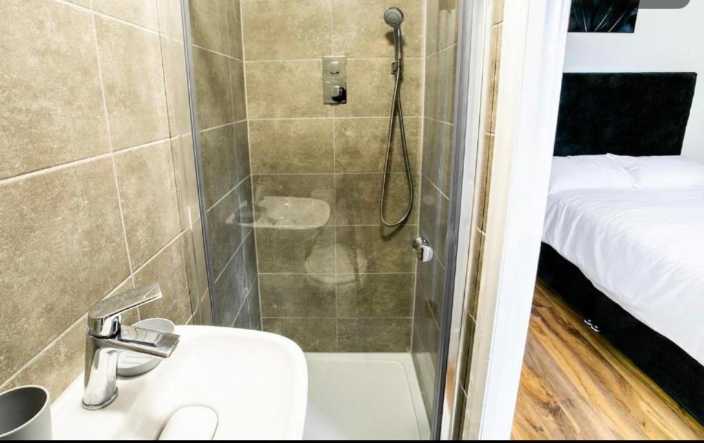 Cambridge House Hotel - Resim 10