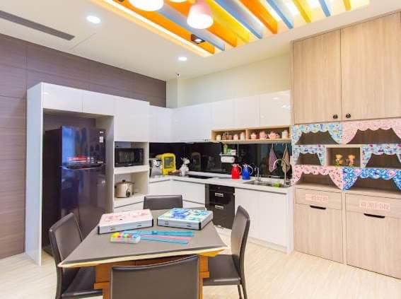 Kuchyň nebo kuchyňský kout v ubytování Haoyue Tongxin Family Homestay