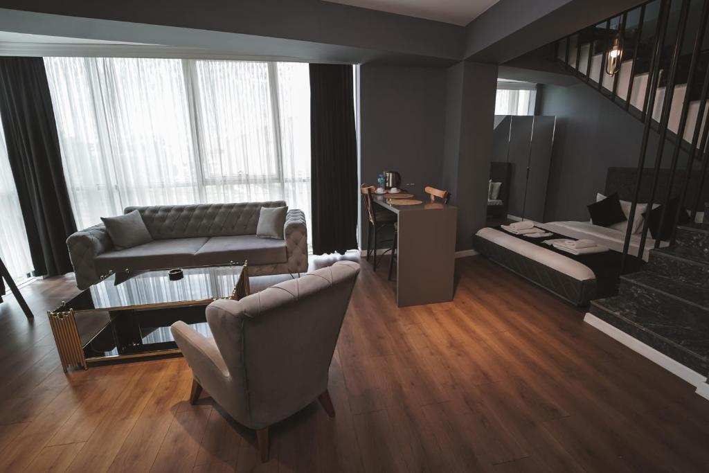 ENNA SUIT HOTEL - Junior Suite Met Terras
