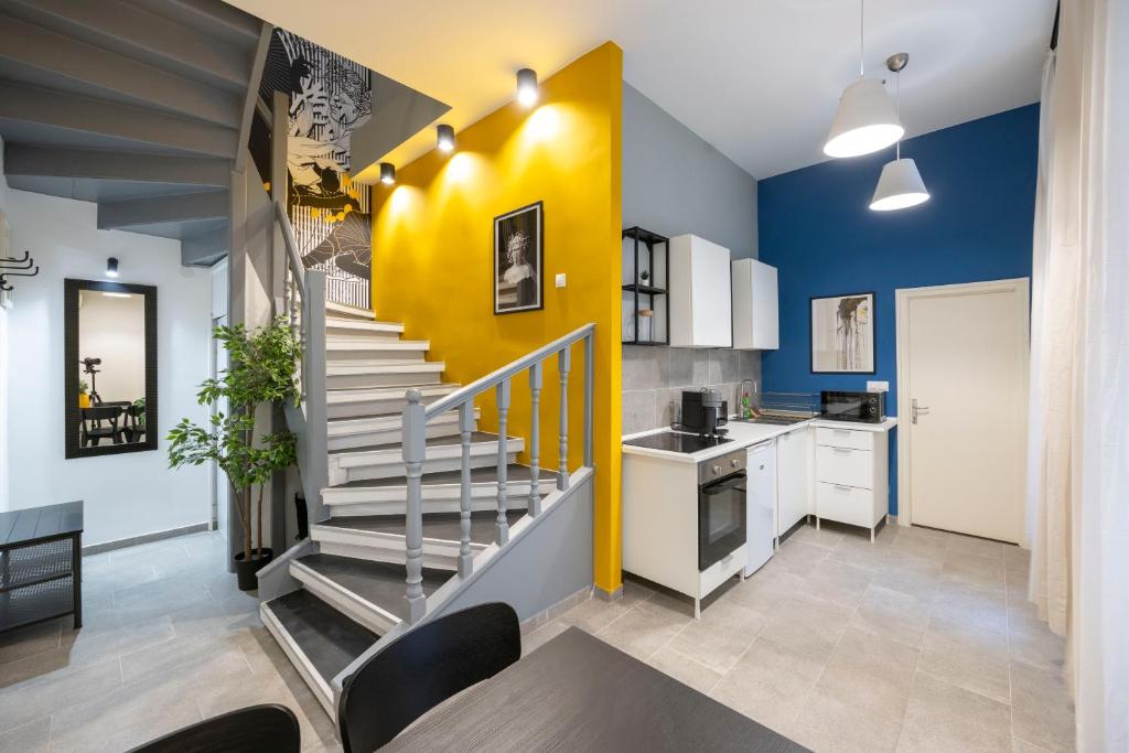 Cozy & Central Art Home by Prestige Homes 1066 Budapest, 6 Teréz körút kép - 1