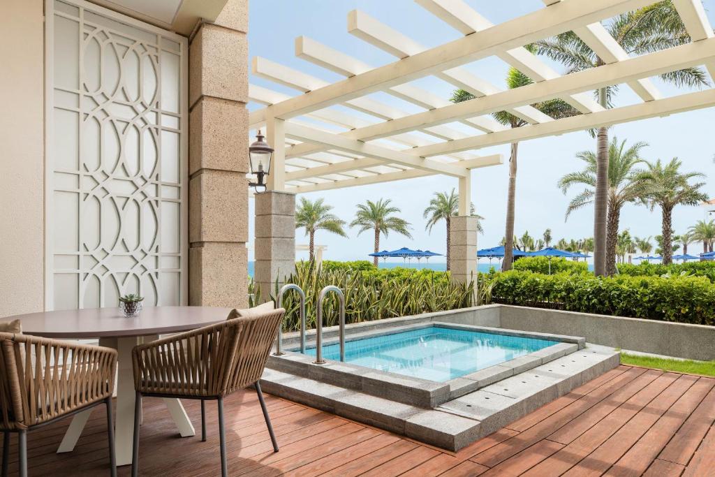 Phòng Deluxe Có Bể Ngâm, 2 Giường Đơn, Nhìn Ra Hồ Bơi
