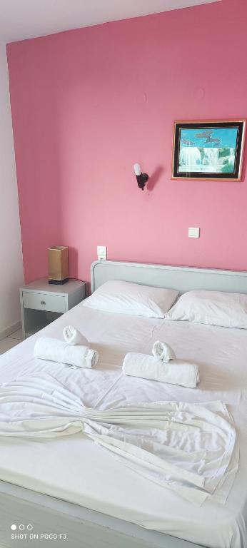 Postel nebo postele na pokoji v ubytování Koralli Sea View Hotel