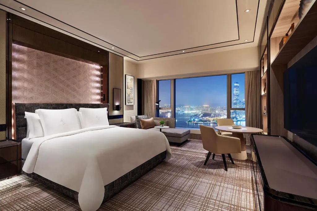 Executive Harbor View Room King