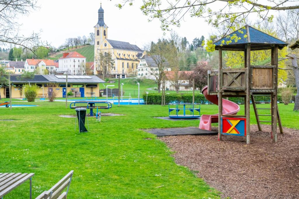 Herní místnost nebo prostor pro děti v ubytování Ferienwohnung am Freibad
