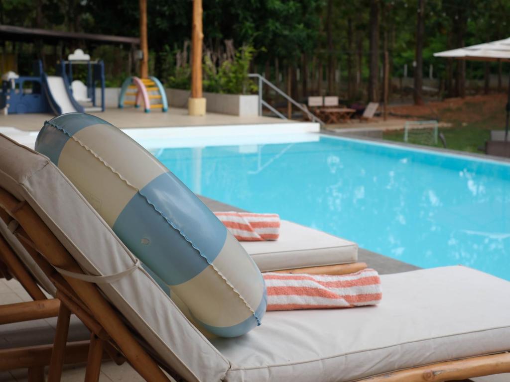 Bazén v ubytování Vana Kiri Land: Private Pool Villa nebo v jeho okolí