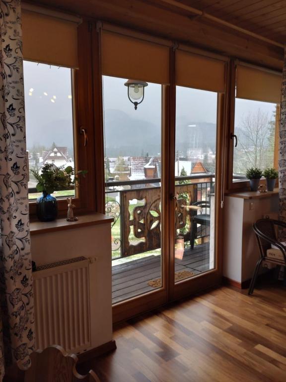 Balkón alebo terasa v ubytovaní Apartament Panorama Tatry