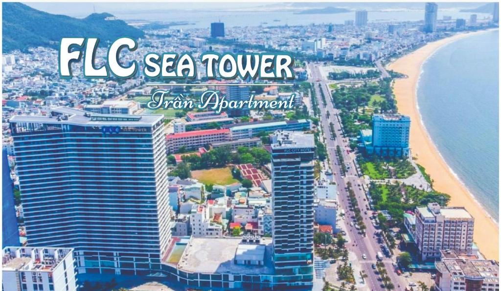 una vista aérea de la torre de acean y de la playa en FLC Sea Tower Quy Nhon -Tran Apartment, en Quy Nhon