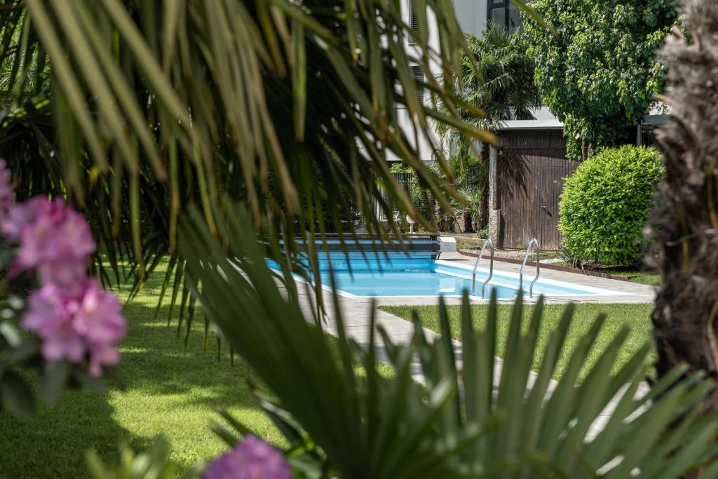 Bazén v ubytovaní Residence Désirée Classic & Design alebo v jeho blízkosti