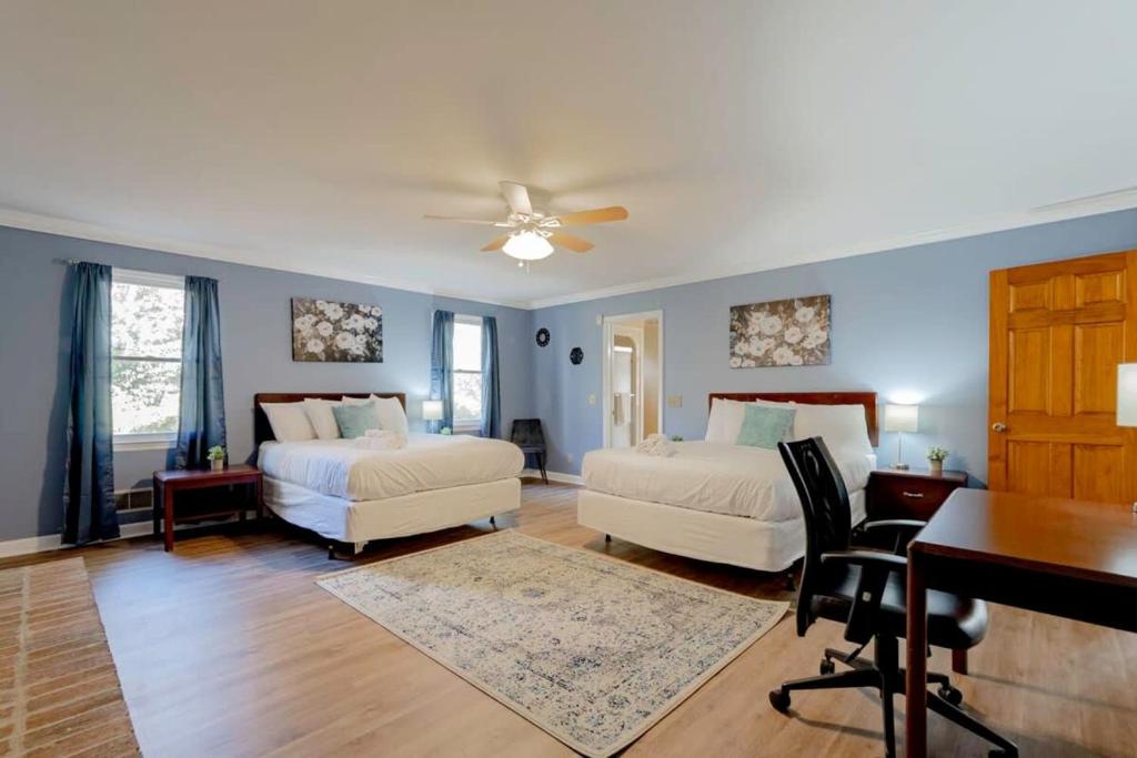 Sweet Retreat-- Mins to Columbia - Holiday Home