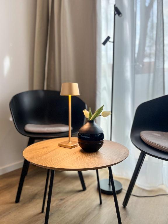 Glashaus mit 3 Gästezimmer - Double Or Twin Room With View