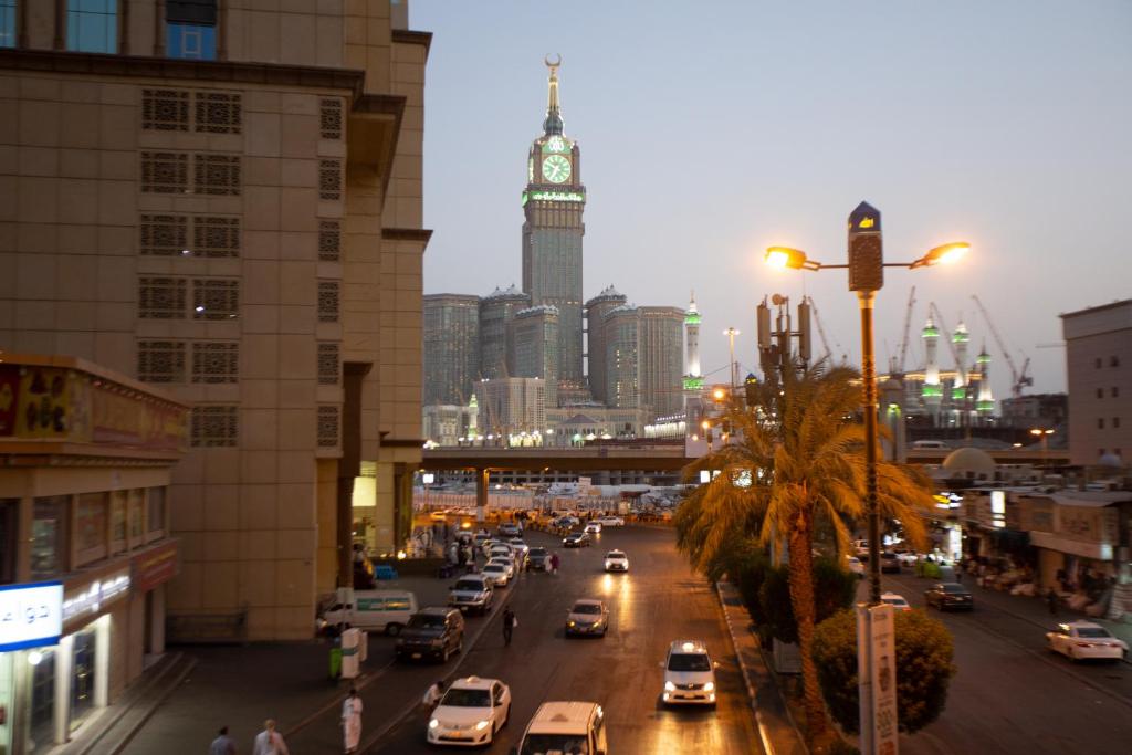 منظر مكة المكرمة العام أو منظر المدينة من الفندق