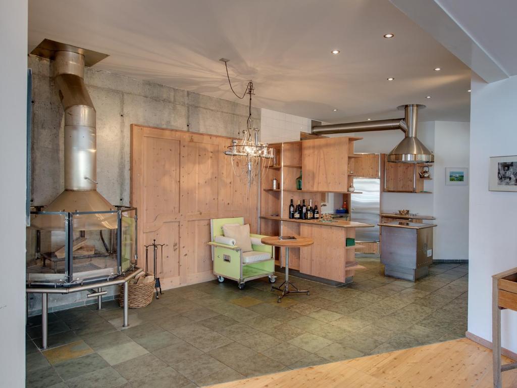 Kuchyň nebo kuchyňský kout v ubytování Backstage Hotel Serviced Apartments