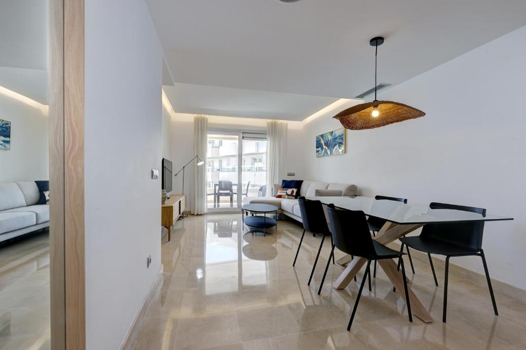 Aqua Apartments Vento, Marbella - 