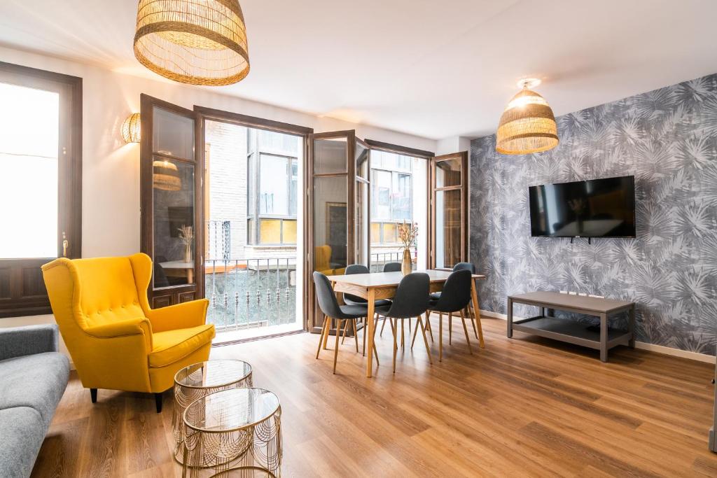tuGuest Concepcion Apartment