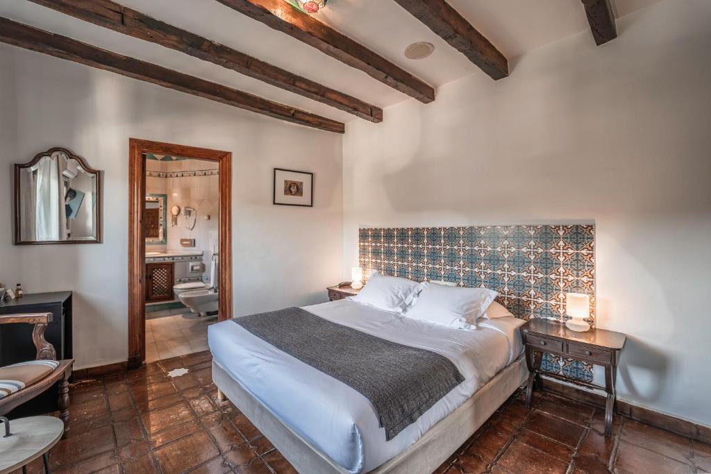 Hotel Castillo de Monda - 2