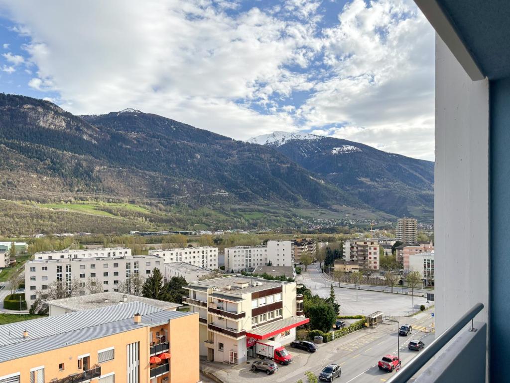 Nespecifikovaný výhled na hory nebo výhled na hory při pohledu z hotelu