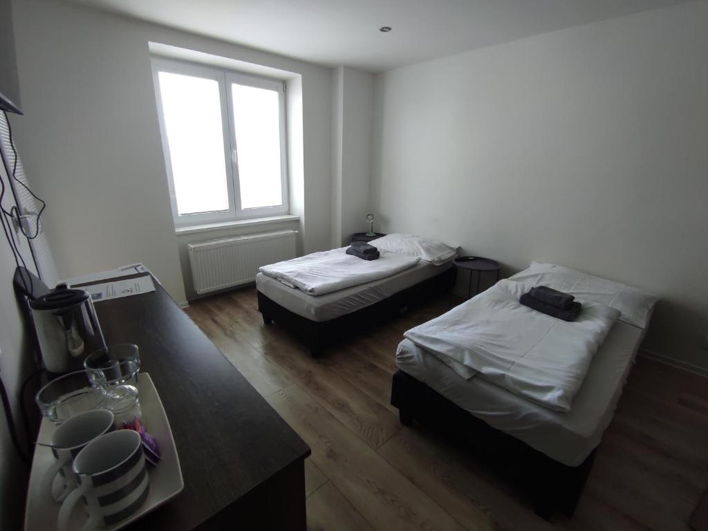 Symple apartments - Комната -близнец с балконом