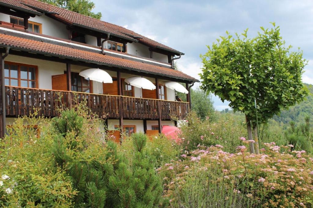 Idyllische Ferienwohnung mit Blick auf die Donau - b48596