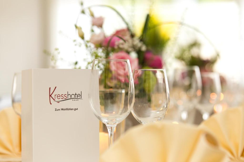 Nápoje v ubytování Kress Hotel