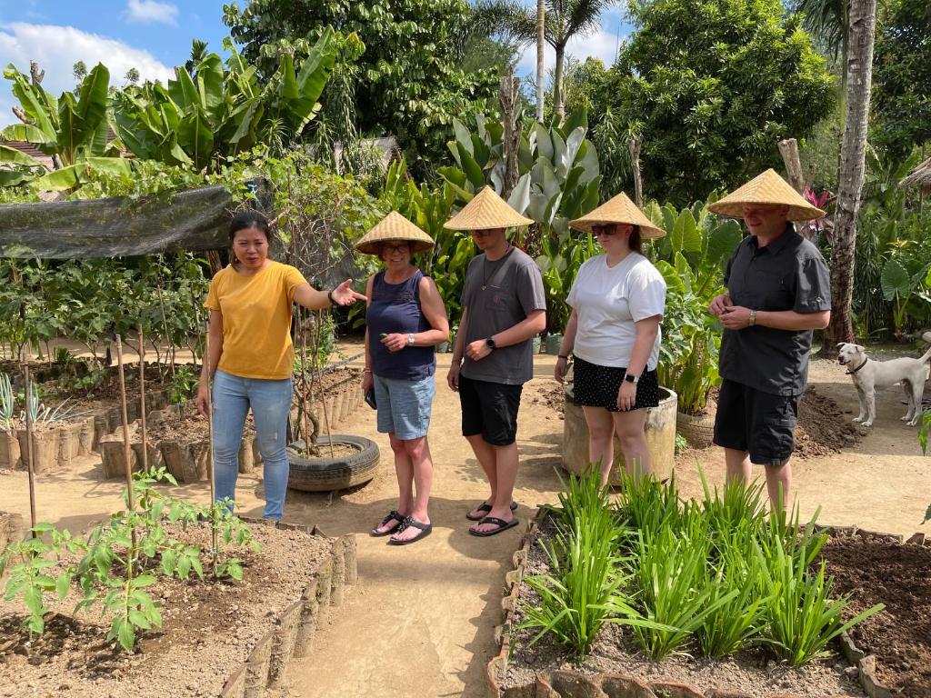 Ospiti di Anggrek Putih Homestay & cooking class