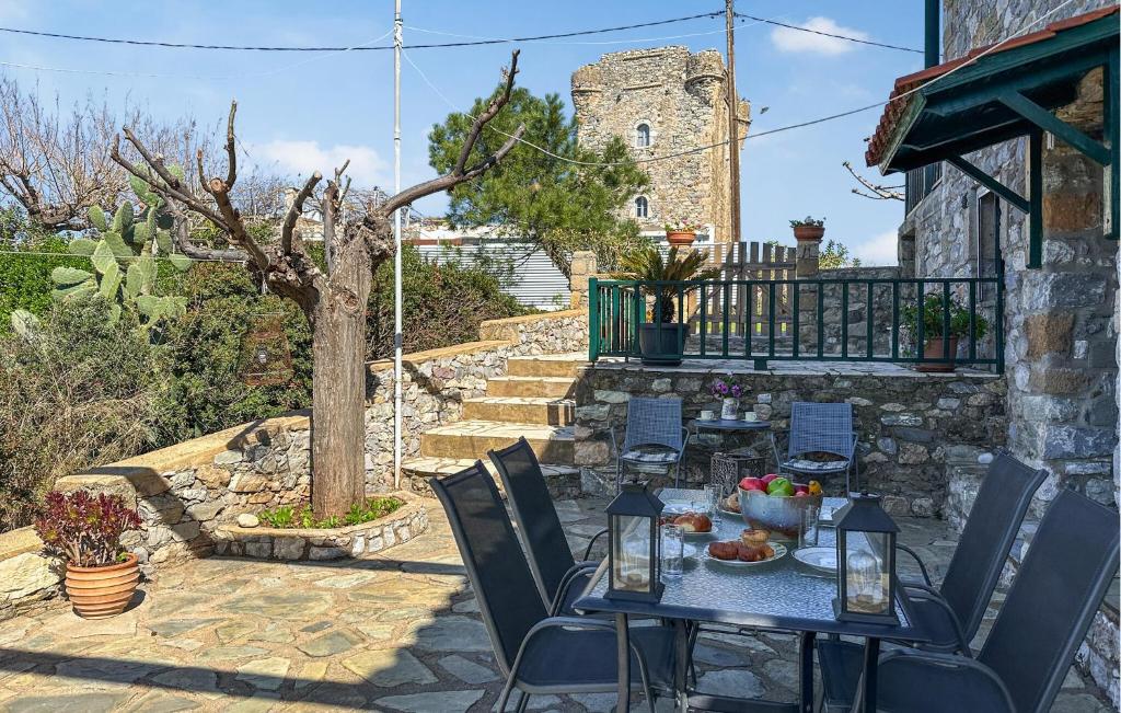 Balkon lub taras w obiekcie Lovely Apartment In Aghios Dimitris-M,