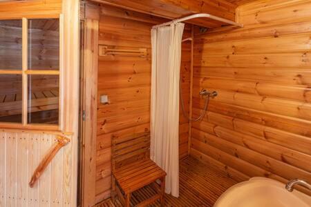 Kúpeľňa v ubytovaní La Cabane de Bajanda