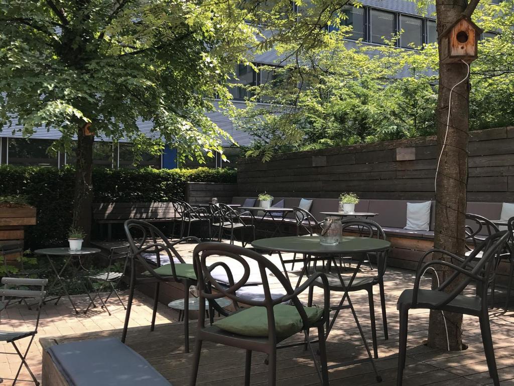 Cocoon Hauptbahnhof - Resim 20