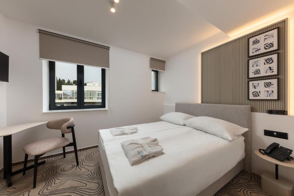SeeSea Hotel - Double Room With Garden View