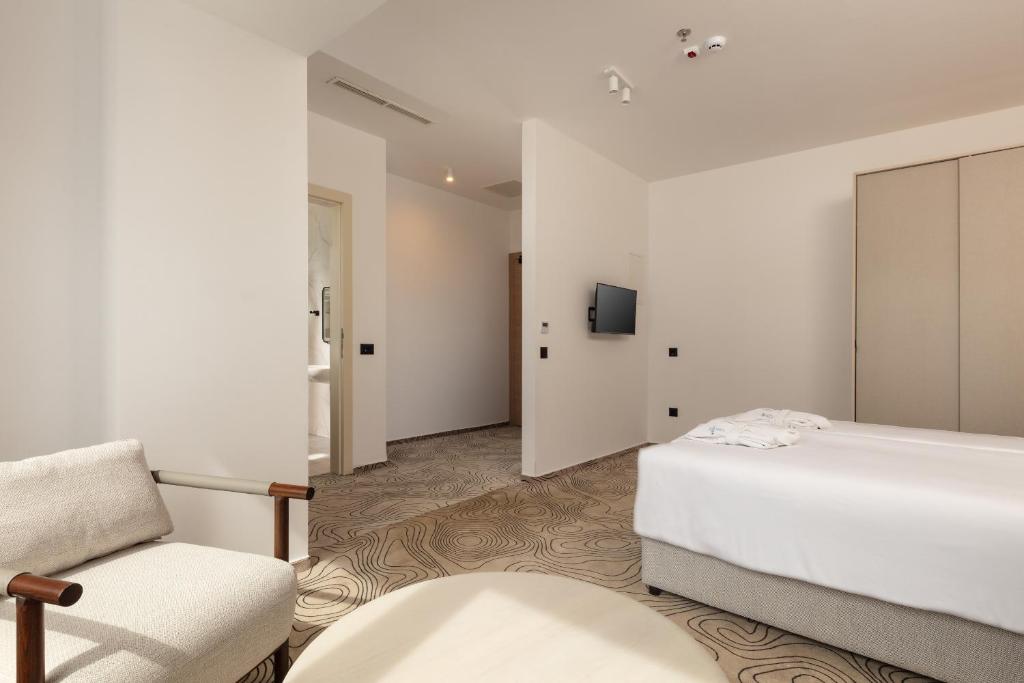 SeeSea Hotel - Double Room - Disability Access