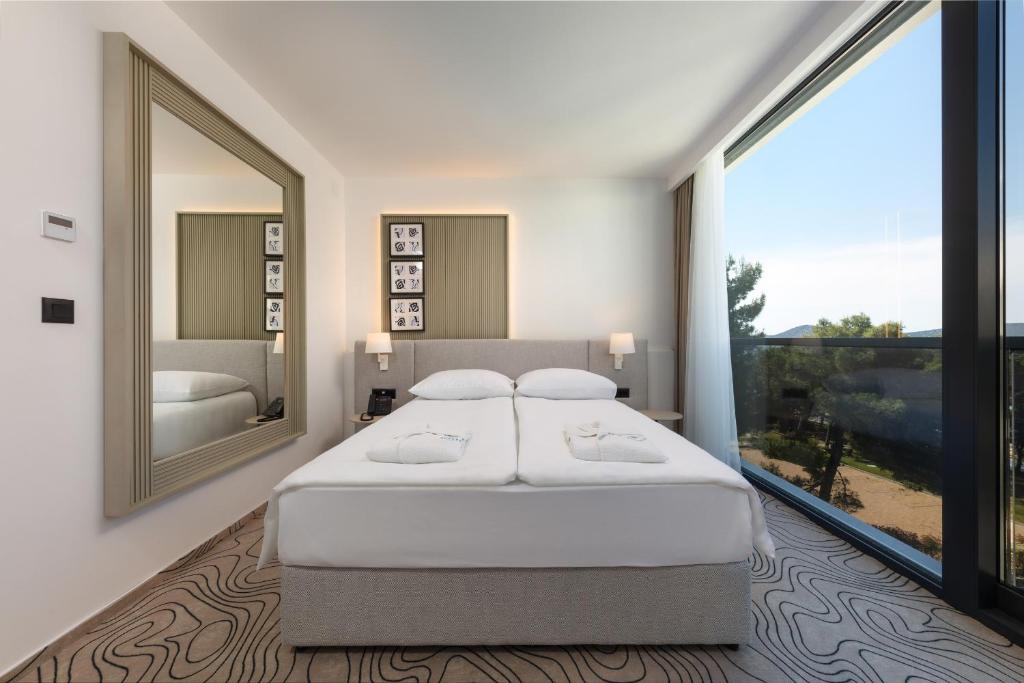 SeeSea Hotel - Superior Double Room With Sea View