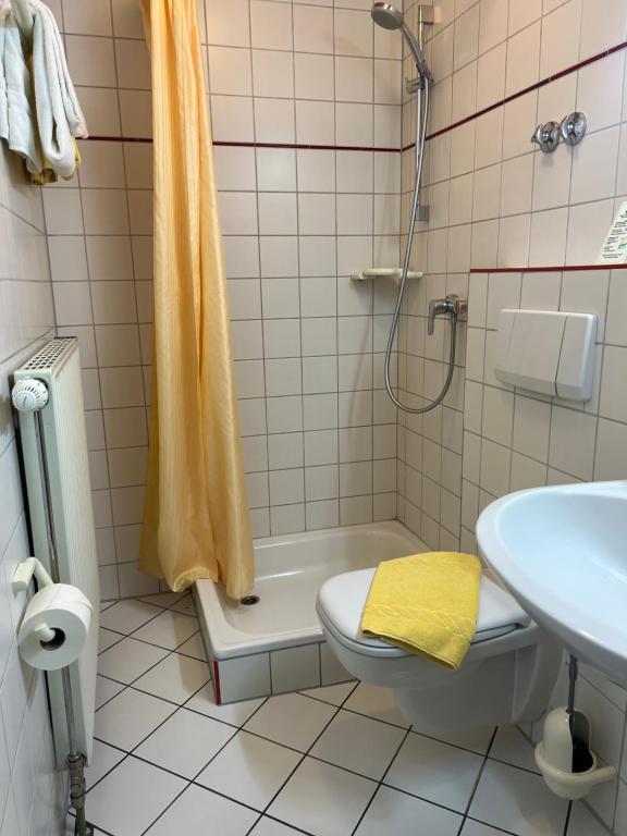 Hotel Cronberger Hof - Standard Double Room