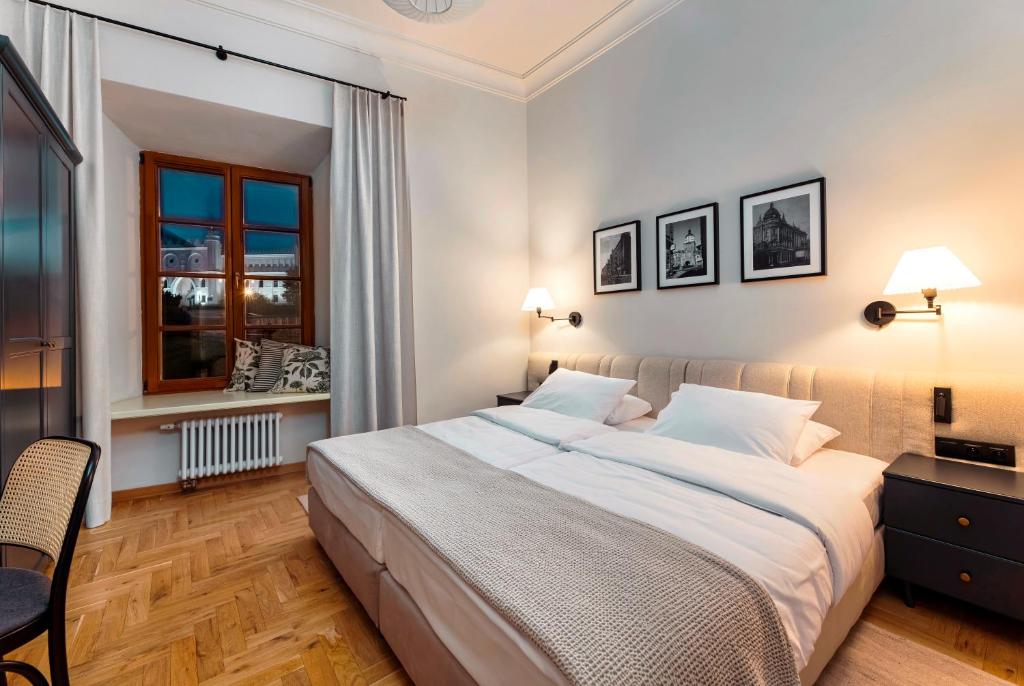 EASY RENT Apartments- Fontana Boutique - 17