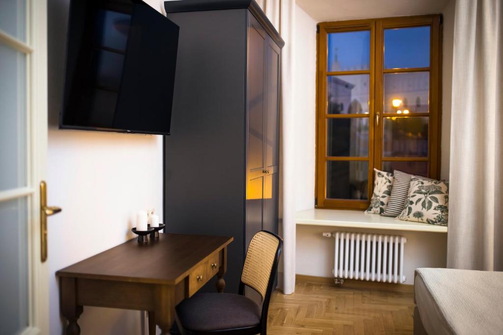 EASY RENT Apartments- Fontana Boutique - 18