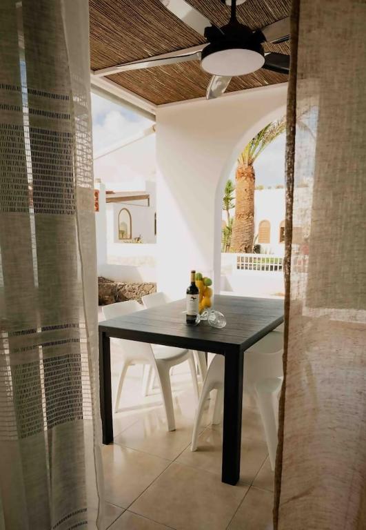 Fotografie z fotogalerie ubytování Villa Aloha Jacuzzi y vistas al mar Corralejo v destinaci Corralejo