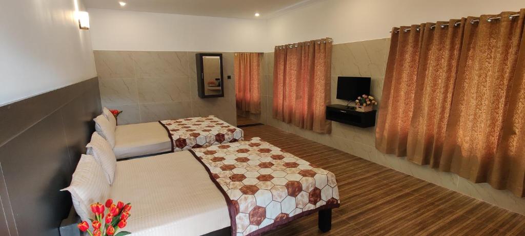 RR Holiday Homes - Suite De Famille Avec Balcon