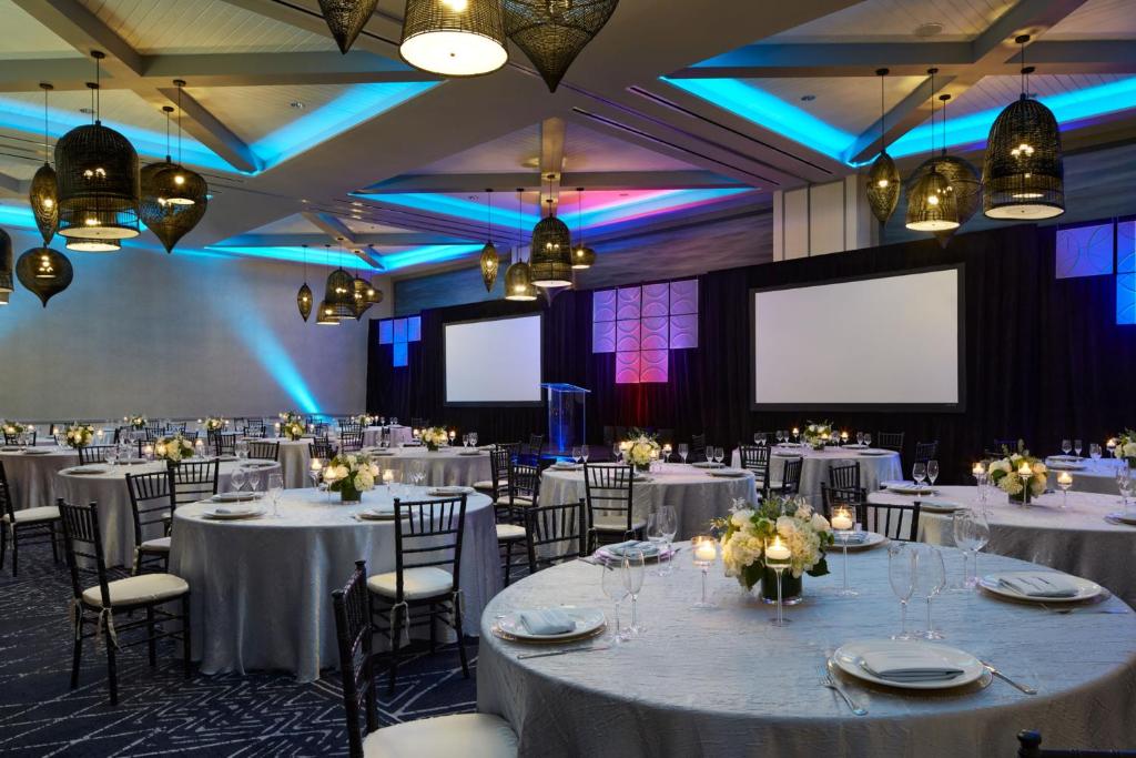 Kimpton Shorebreak Huntington Beach Resort by IHG photo