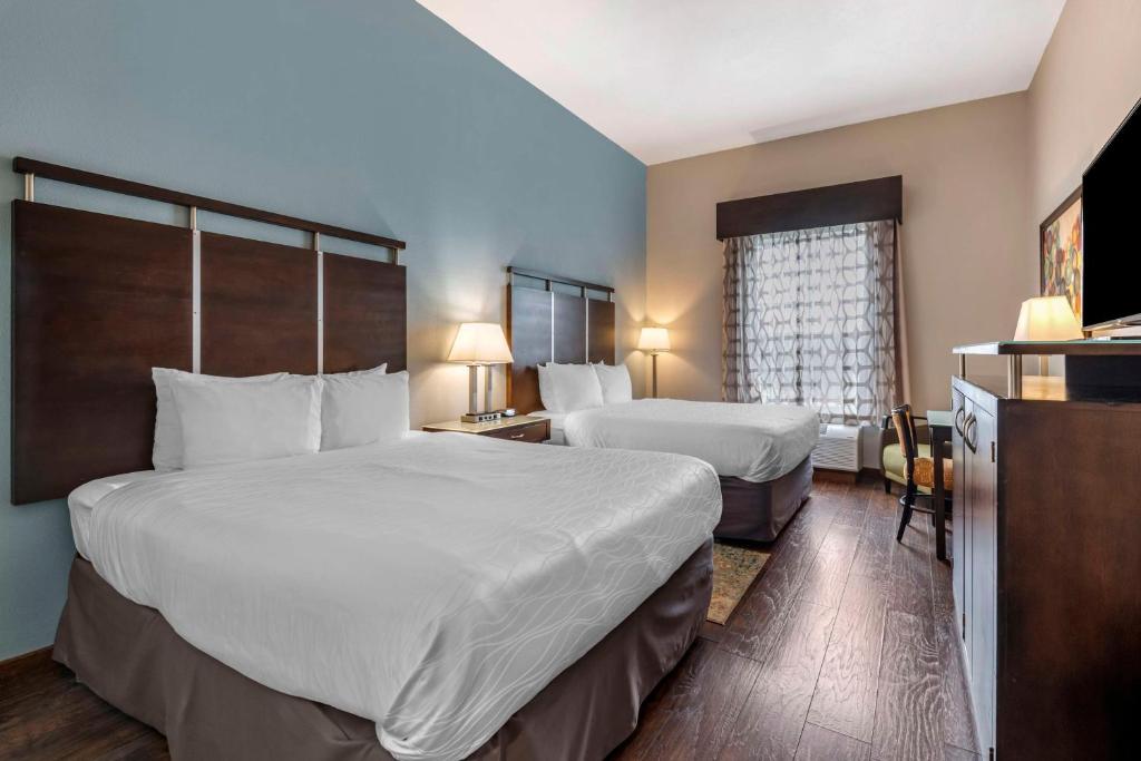 Best Western Plus Bradenton Gateway Hotel photo