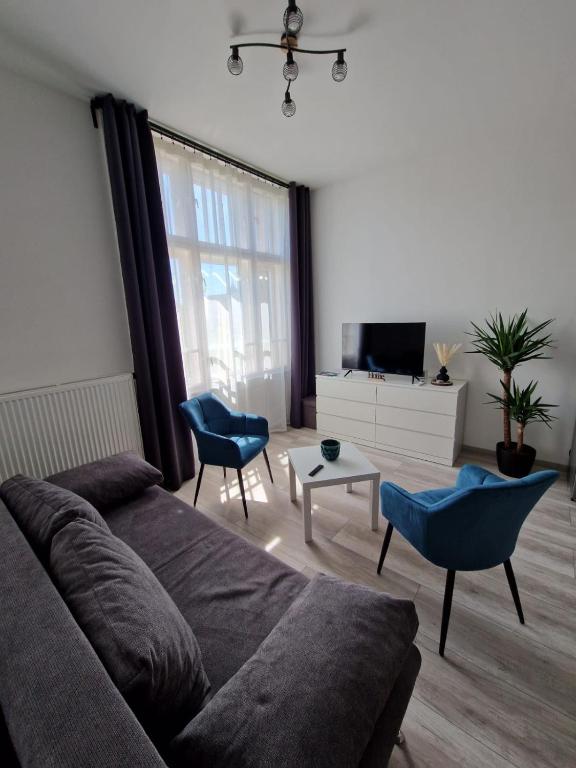 TV a/nebo společenská místnost v ubytování Milla's Dream Home