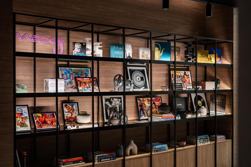 Moxy Bangkok Ratchaprasong photo