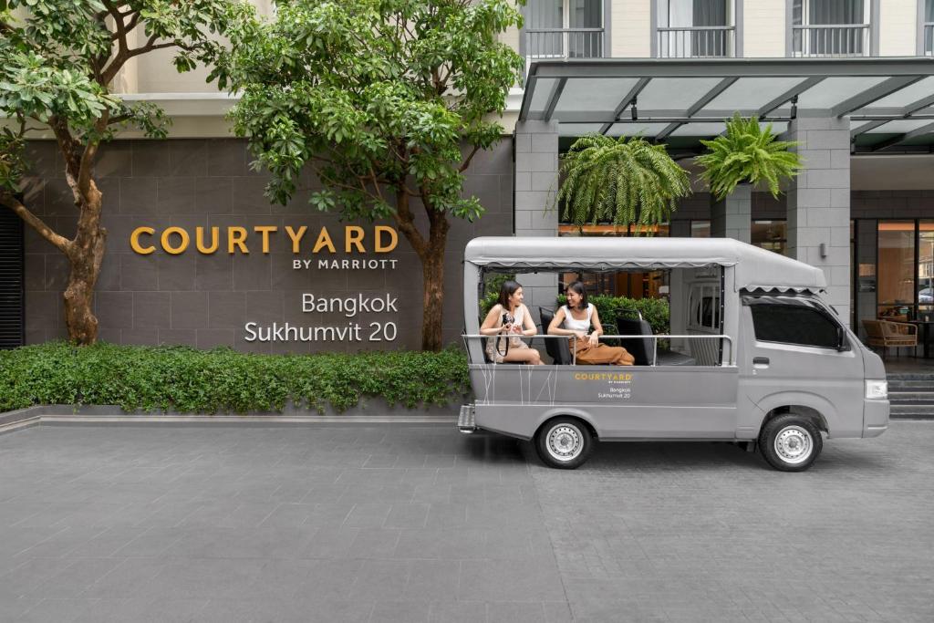 Courtyard by Marriott Bangkok Sukhumvit 20 - Resim 14